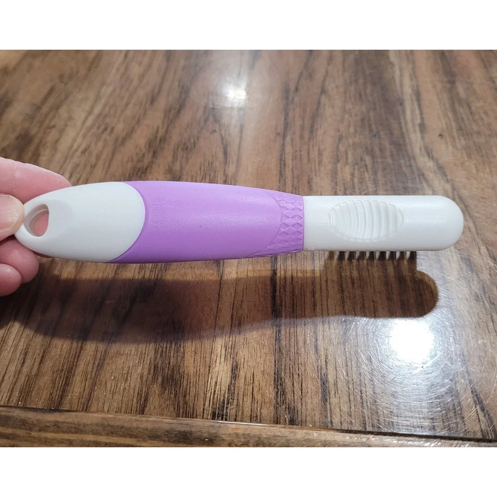 Whisker City Cat Shedder Brush